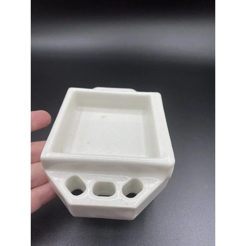 Antique White Porcelain Ceramic Soap Dish Bath Shower Tooth Brush Tray